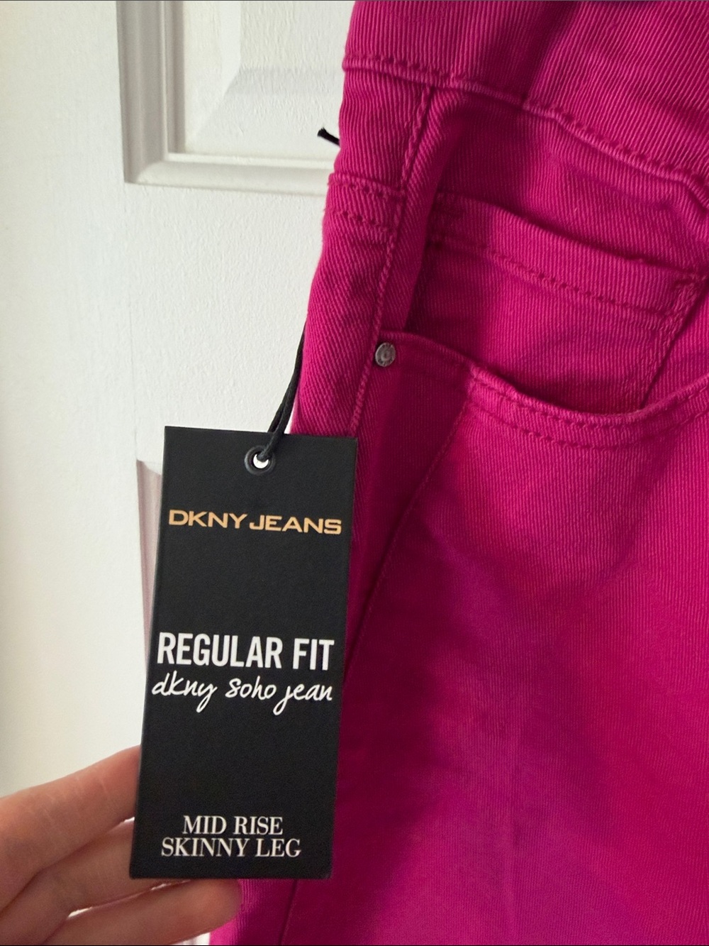 NWT DKNY SOHO Skinny Jeans Mid Rise Fuchsia Size 16W - Picture 4 of 6